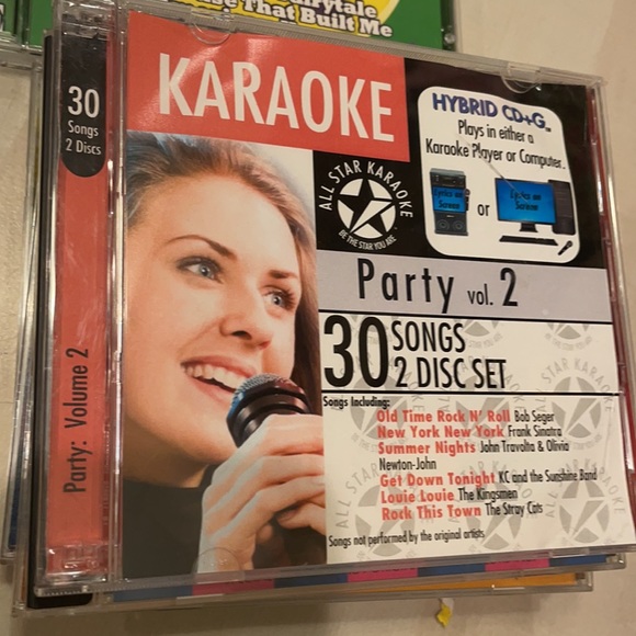 THE SINGING MACHINE Video Camera CD Karaoke TV with 10 CD's - Picture 13 of 16